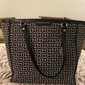 Tommy Hilfiger tote bag